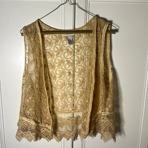 Chicos lace vest